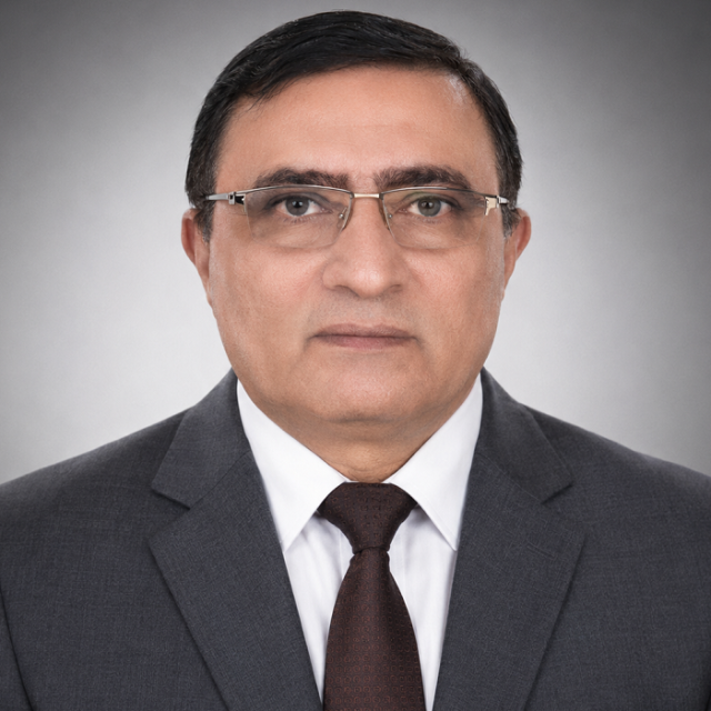 Dr Veerender Raina
