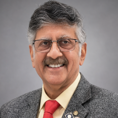 Dr Gulshan K Thakral